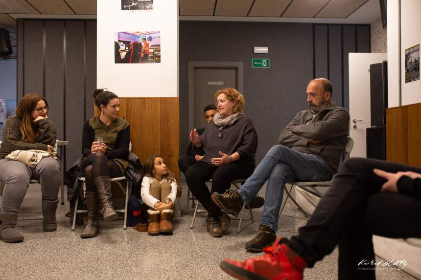 Charla de Maite Echarte y José Palazón: Foto Kirikolatz Argazkigintza